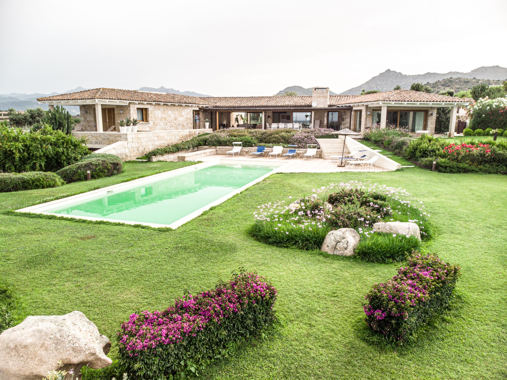 Villa Terry - Puntaldia - Sardinia - LTH Luxury Villas 