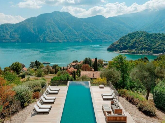 Lake Como View