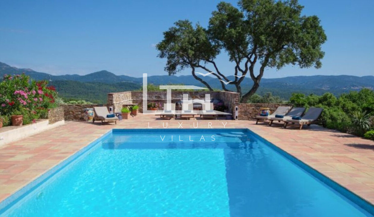 Villa St. Tropez Retreat for LTH - Villa_St_Tropez_Retreat_wok_0