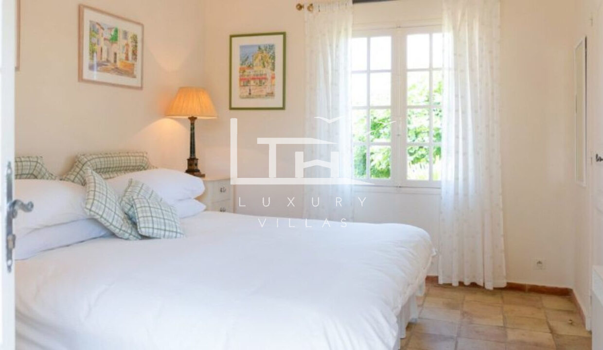 Villa St. Tropez Retreat for LTH - Villa_St_Tropez_Retreat_wok_1