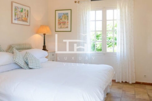 Villa St. Tropez Retreat for LTH - Villa_St_Tropez_Retreat_wok_1